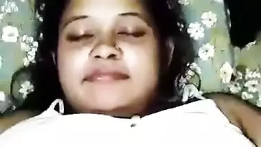 Lover presses his sleeping GF’s big boobs