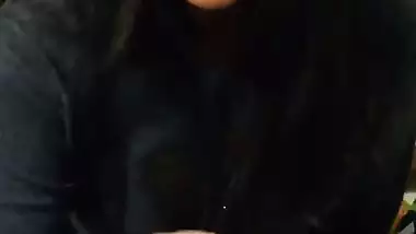 Beautiful GF shaking sex shaft of her BF