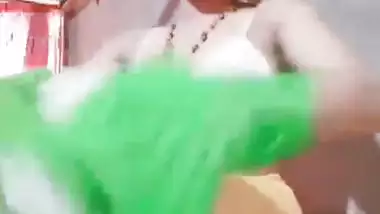 Married Bangladeshi beauty stripping saree fully nude