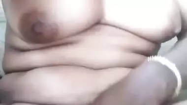 Cute village girl pissing and nude body exposing