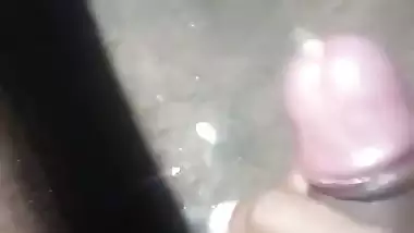 Indian man’s masturbation video with cum