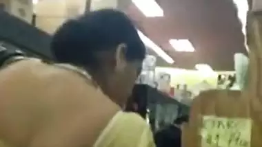 Huge Boobs Aunty Bra Strip