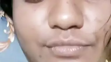 Village GF topless selfie for boyfriend exposed