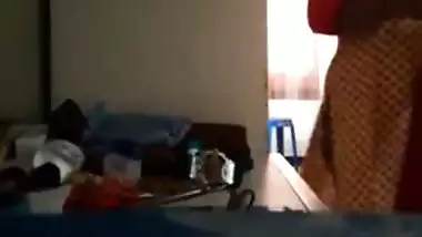 Tamil mom dress change spy video
